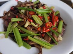-独一佳老胡湘菜馆(矿山路店)