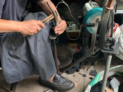 -静安寺修鞋修包修拉链