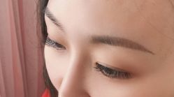 -爱美睫美甲会馆
