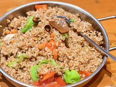 牛肝菌炒饭-老滇山寨•云南特色菜•地方菜•民族风情歌舞表演(金碧店)