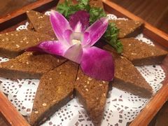 -东巴人鱼豆花火锅(幸福街店)