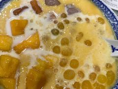 -赵记传承特色牛奶甜品(泉城广场店)