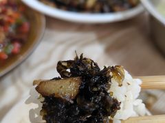 红烧肉爆盐菜-通风饭馆