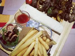 墨西哥法喜达烤牛肉串拼盘-遇见西木美式餐厅(体育路店)