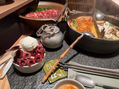 -三出山火锅(南京万象天地店)