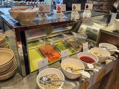 自助调料区-广州希尔顿逸林酒店-OPEN開·全日制餐厅·海鲜·小火锅·自助餐(东风路店)
