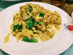 大蛤鸡蛋-小船渔村•大连菜•大连焖鱼(明泽街店)