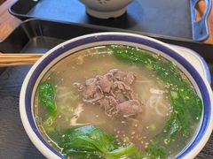 -云阿蛮云南生烫牛肉米线(奉贤路店)