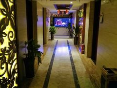 -重庆家富富侨养生会所全省示范店(东五路店)