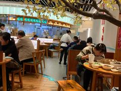 大堂-诚铭记·虾仁汤包·成都小吃(融创店)