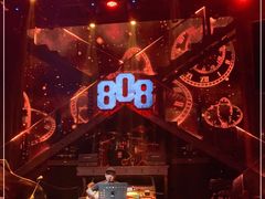 -808 LiveHouse