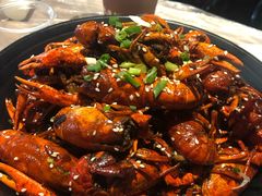 -巴厘龙虾·榜首油焖大虾(音乐学院·沿江酒馆店)