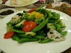 -红高粱大酒店(宁山东路店)