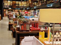 -半山书局(新世纪商城店)
