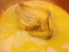 -鲜入围煮花胶鸡海鲜火锅
