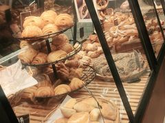 -Dough&Joe团憩(瑞虹天地月亮湾店)