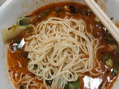 -重庆小面·抄手(解放碑好吃街店)