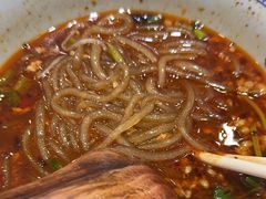 -魔都三兄弟酸辣粉·蘸卤炸串(虹桥万科店)