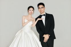 -花里花间摄影工作室