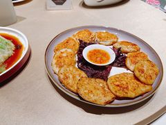 -八府香鸭·啫啫煲(华山路店)