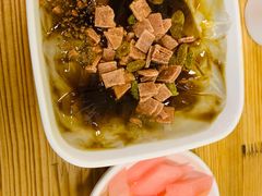 -碗里捞川渝特色面(沙河玖耀里店)