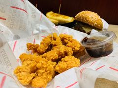 -The Habit Burger Grill 哈比特汉堡(爱琴海店)