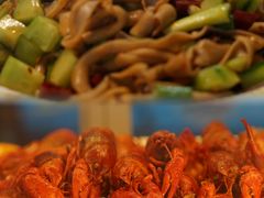 -三亚火车头万人海鲜广场