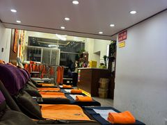 -老苗医养生堂(（1店）解放东路店)