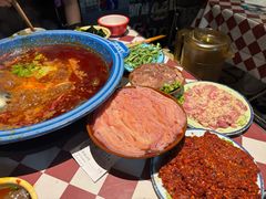 -王歘歘·chuǎ火锅(五道营店)