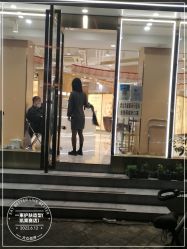 -一東造型烫发染发