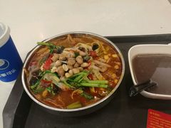 -红鼻子桂林米粉(金唐新光界店)