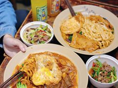 -方铲铲·成都板凳面(滨江银泰店)