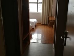 -全季酒店(上海火车站地铁站天目西路店)