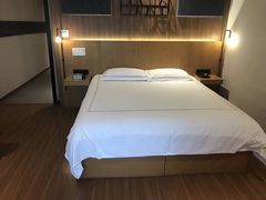 -乐福酒店(黎黄陂路汉口江滩店)