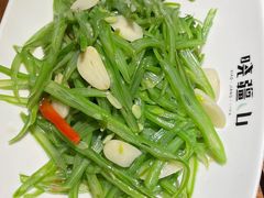 -晓疆山·大美新疆菜(白玉兰广场店)