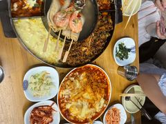 -亲昵春川鸡排(韩国美食街店)