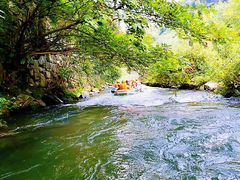 -仙山谷激浪漂流