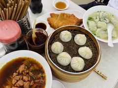 -珊珊小笼馆(仙霞路店)