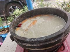 -墨脱石锅椰子鸡•海鲜糟粕醋(榆亚路店)