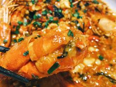 酸辣罗氏虾-费大厨辣椒炒肉(黄兴中心广场店)