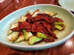 洋葱爆猪肝-虎哥私房菜(馒头山店)