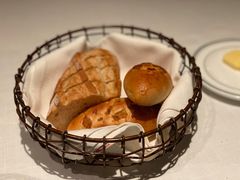 餐前包-Wolfgang’s Steakhouse 沃夫冈牛排馆(上海白玉兰广场店)