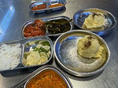 -哈哈碳都·牛肋条无限自助烤肉(台江万达店)