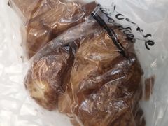 黄油牛角-红跑车(三孝口店)