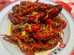 甜麻干煸小龙虾-在老街·淮安大排档·甜麻干煸龙虾·烧烤(河下古镇店)