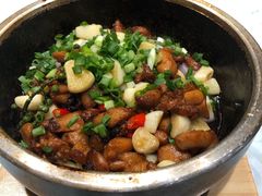 招牌石锅鸡-锦庐道地川菜(来福士店)