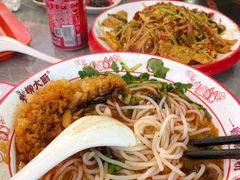 -柳大厨螺蛳粉(人民路总店)