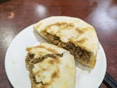 腊汁肉夹馍-汉思肴 热面皮(虬江路店)