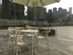 景观位-奈雪的茶(南山大冲一期店)