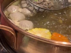 -牛村来人潮汕牛肉火锅(西单店)